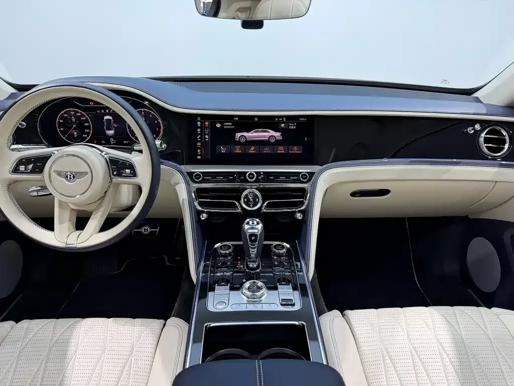 Bentley Flying Spur — фото 9