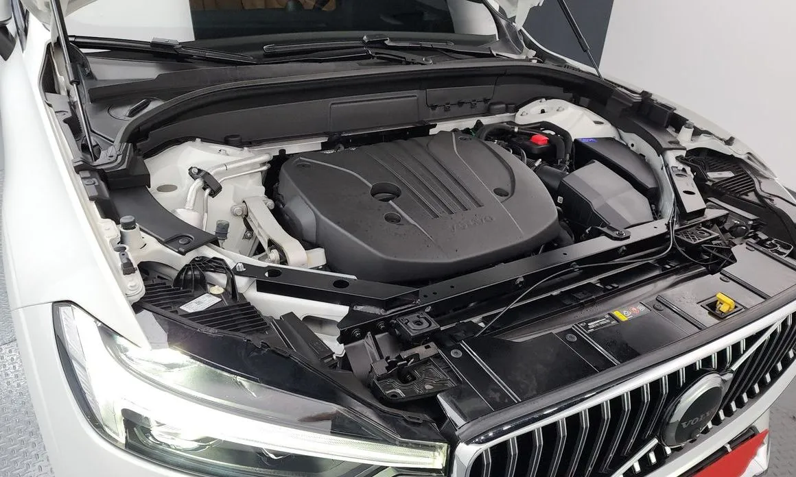 Volvo XC60 2023 из KR, фото 9