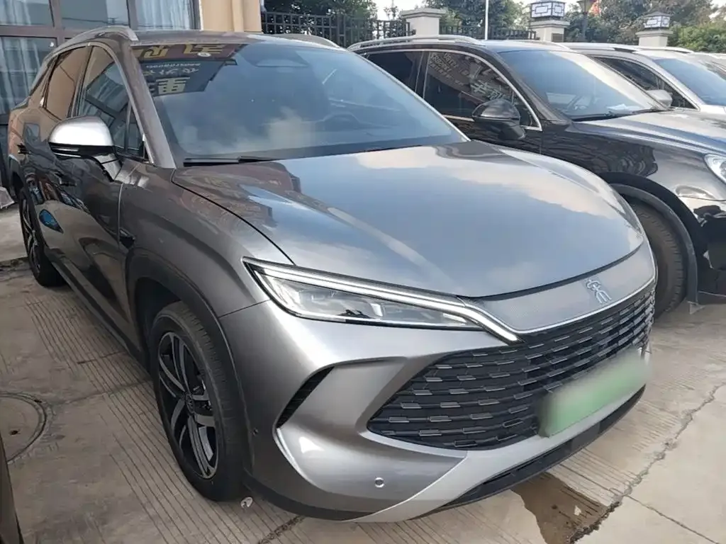 BYD L DM-i — фото 10