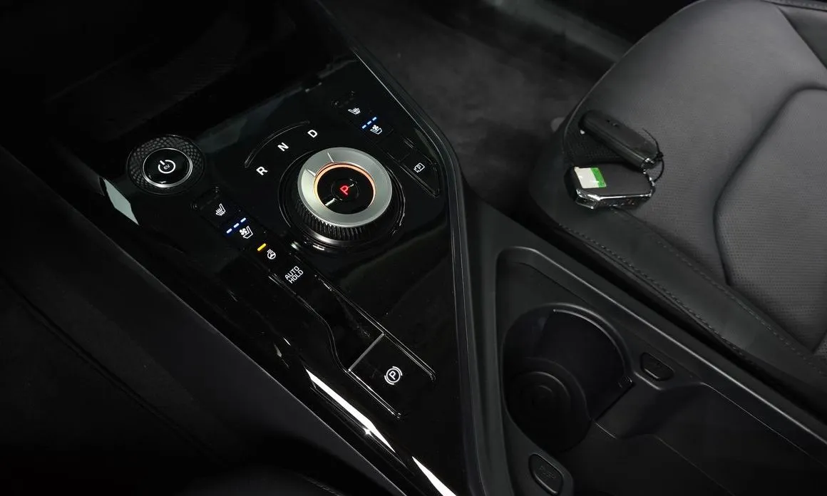 Kia Niro — фото 4