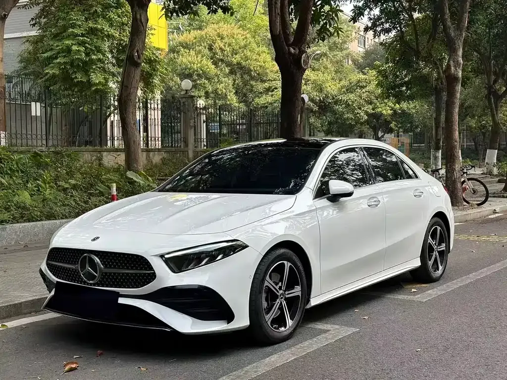 Mercedes-Benz A-Class — фото 1