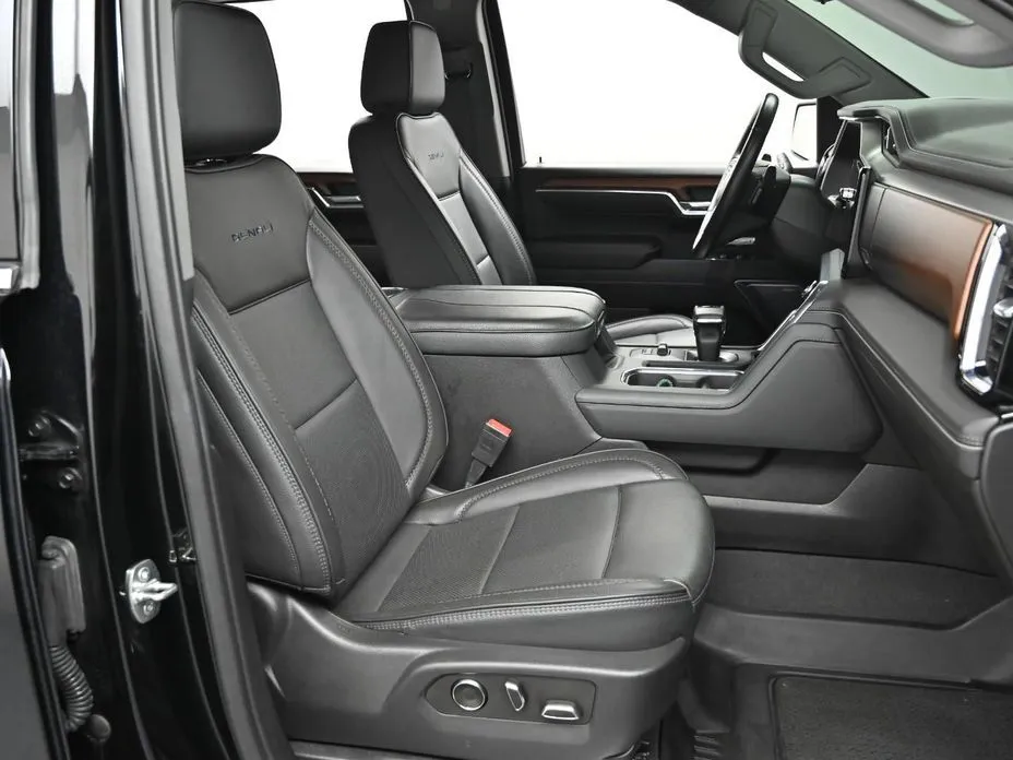 GMC Sierra 2023 из KR, фото 7