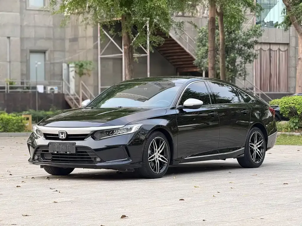 Honda Inspire — фото 1