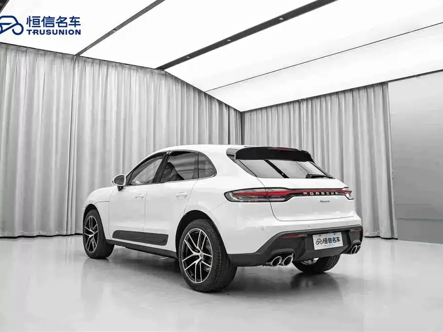 Porsche Macan — фото 5