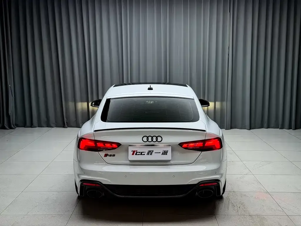 Audi RS 5 2022 из CN, фото 3