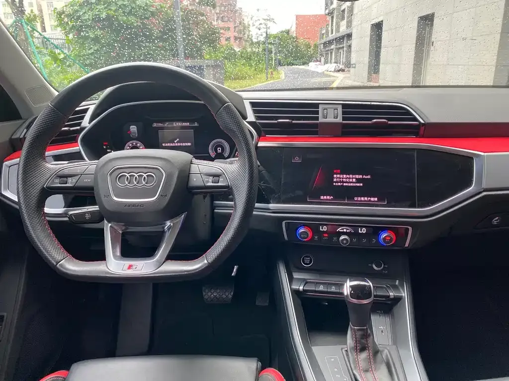 Audi Q3 Sportback — фото 4