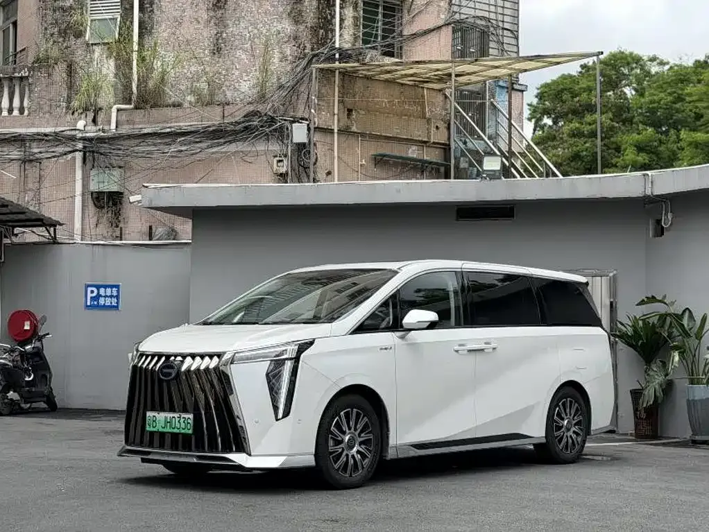 GAC Motor Trumpchi E9 — фото 1