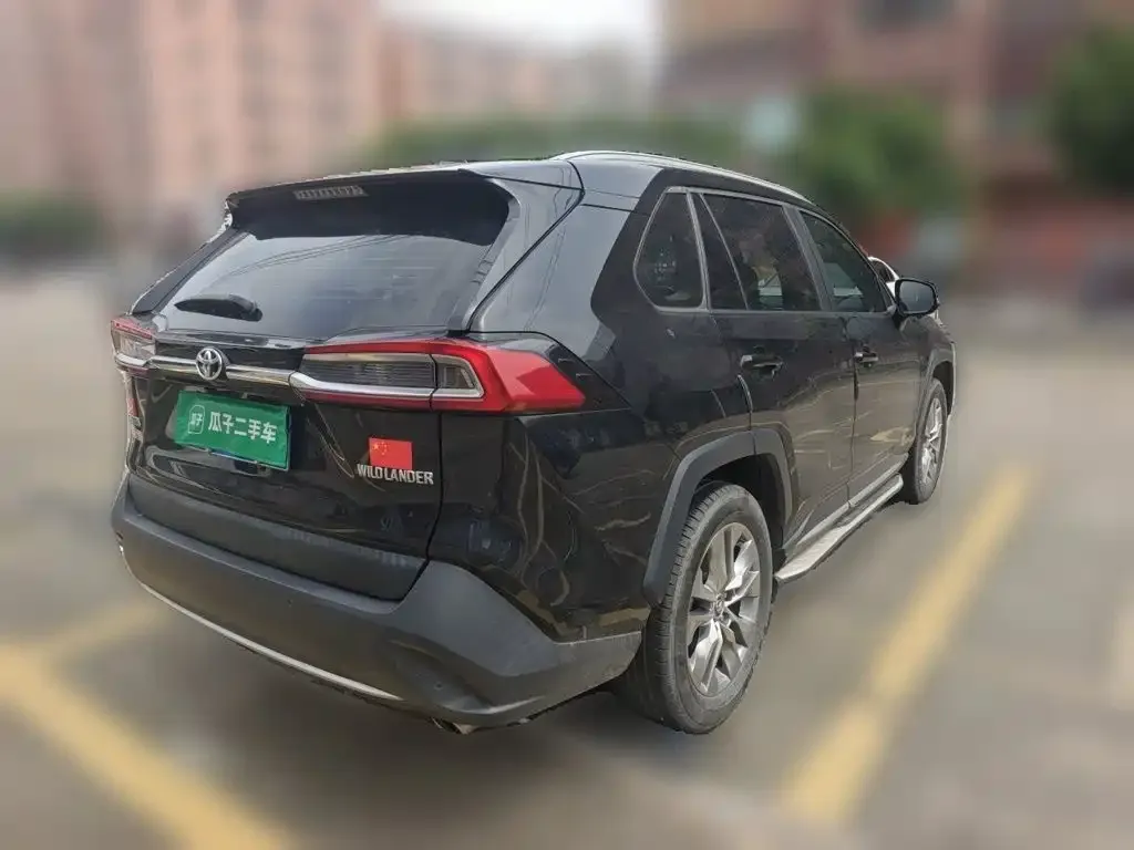 Toyota Wildlander — фото 10