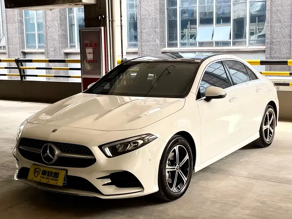 Mercedes-Benz A-Class — фото 1