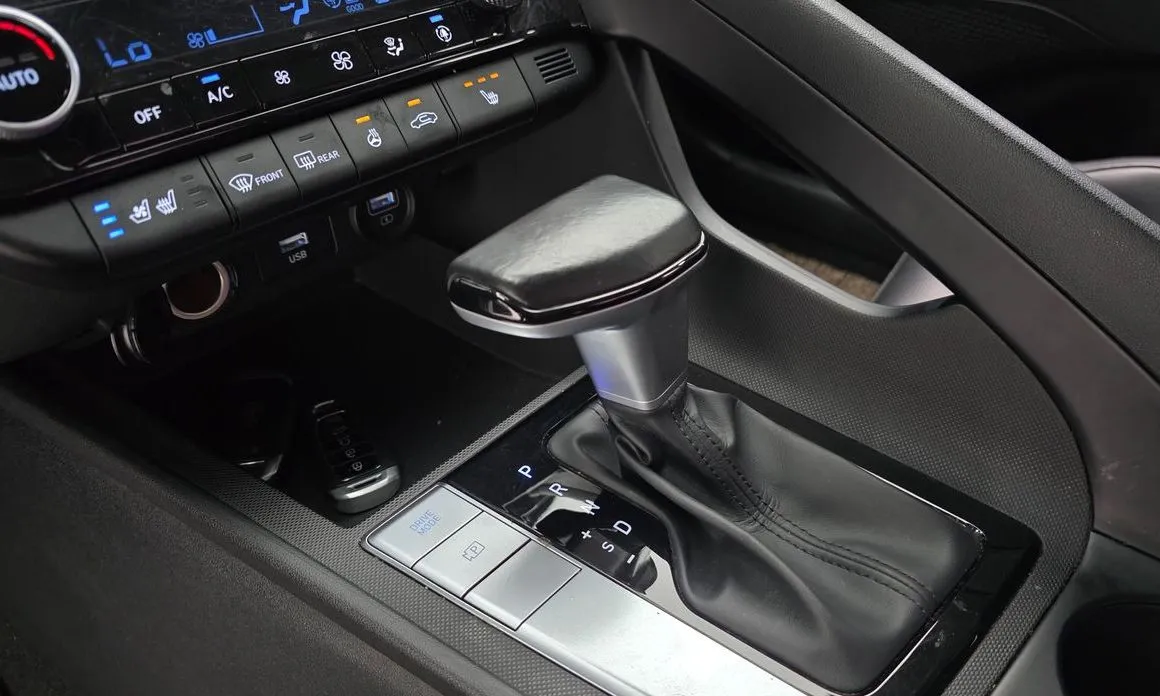 Hyundai AVANTE — фото 2