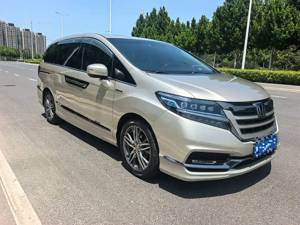 Honda Elysion — фото 2