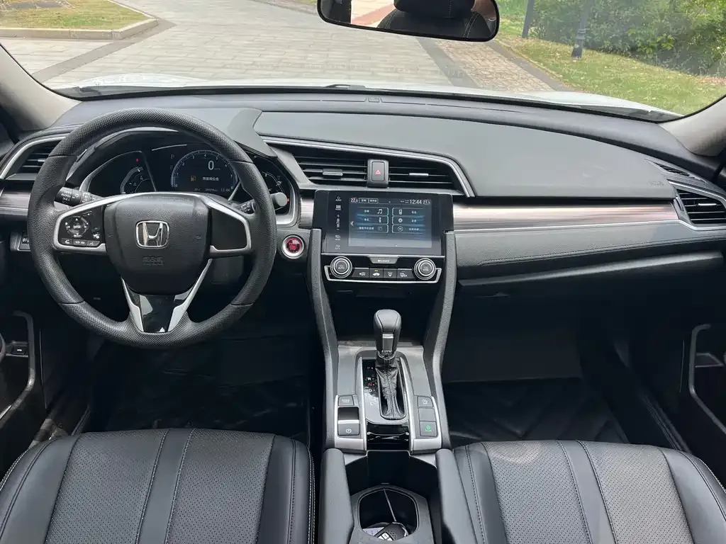 Honda Civic — фото 3
