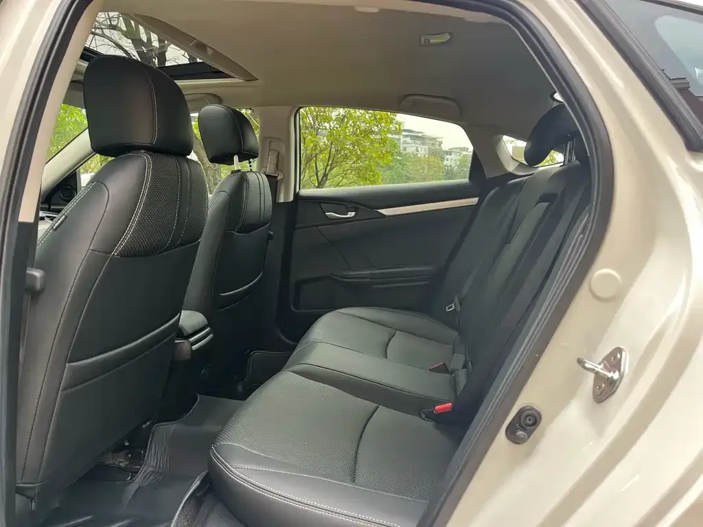 Honda Civic — фото 2