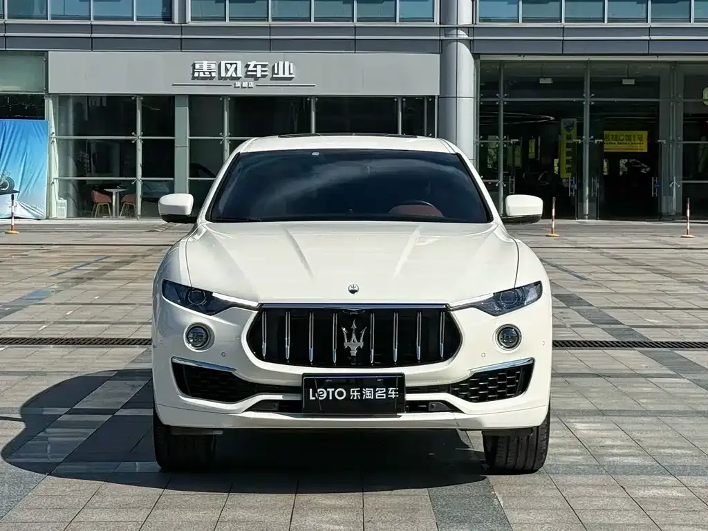 Maserati Levante — фото 6