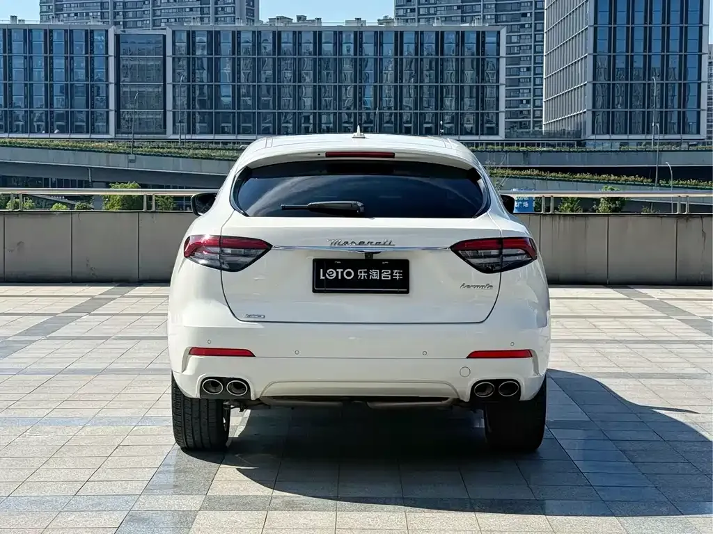 Maserati Levante — фото 5