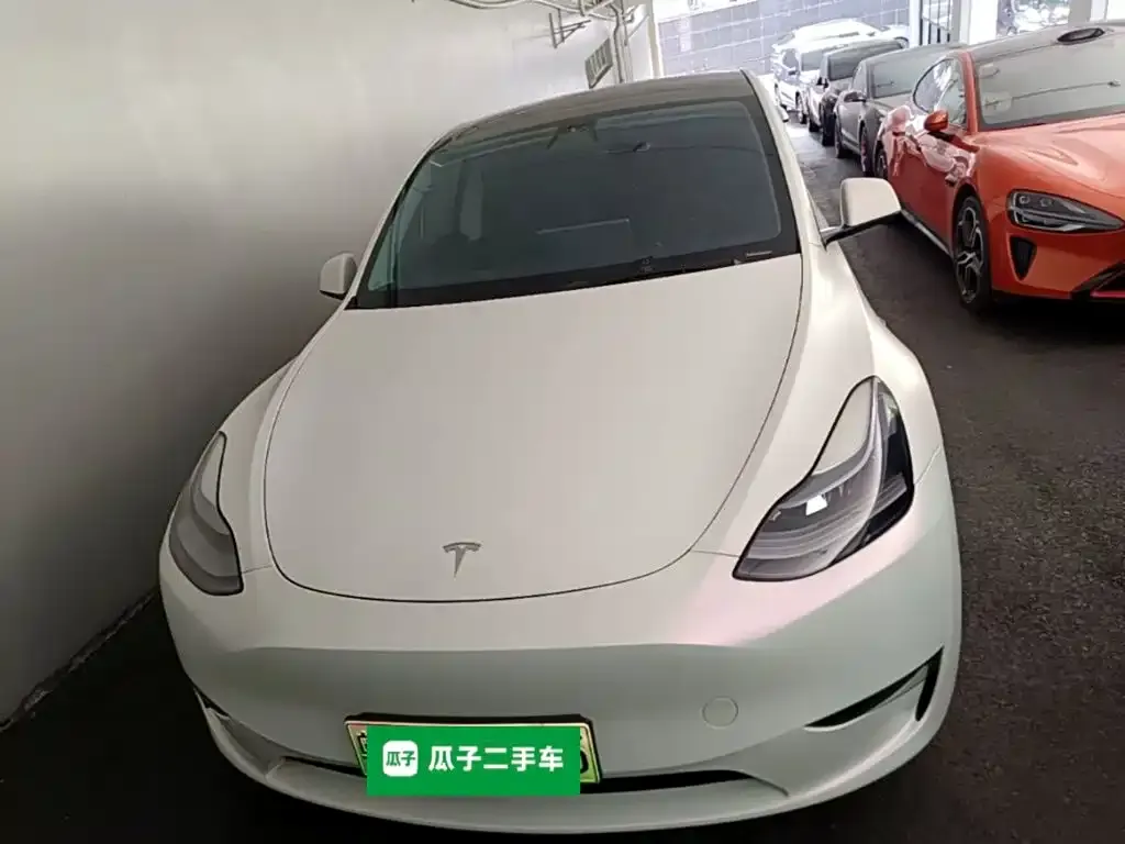 Tesla Model Y — фото 6