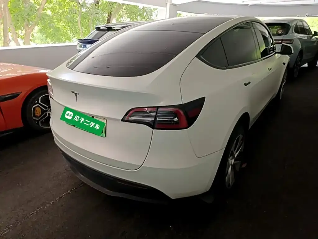 Tesla Model Y — фото 4