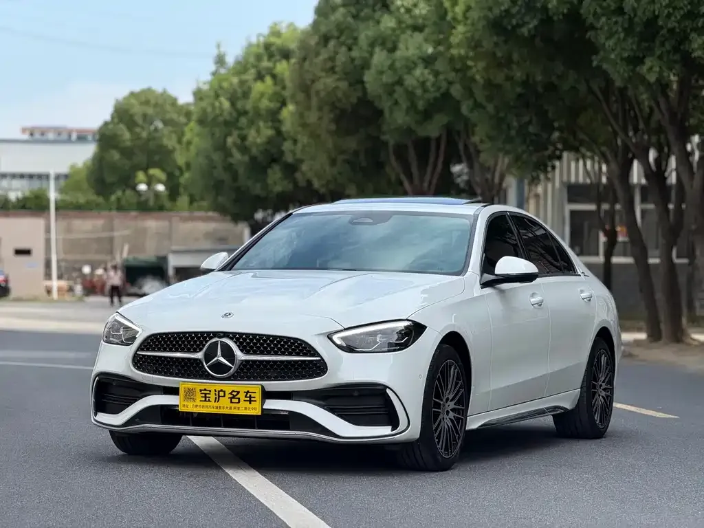 Mercedes-Benz C-Class — фото 1