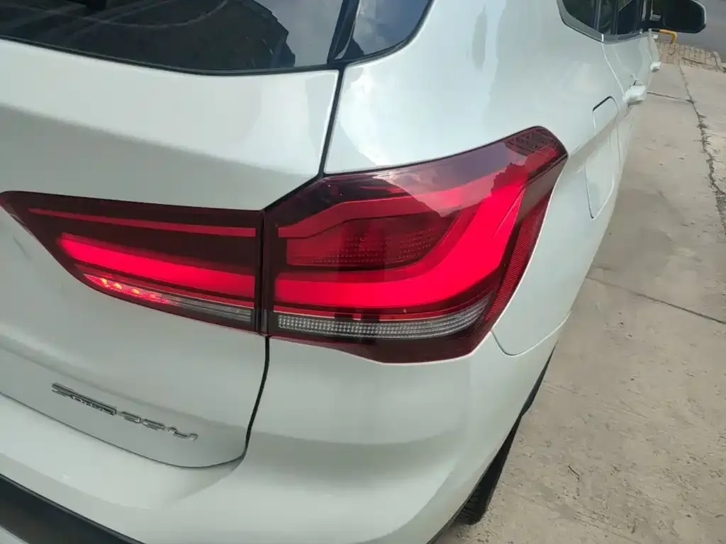 BMW X1 — фото 10