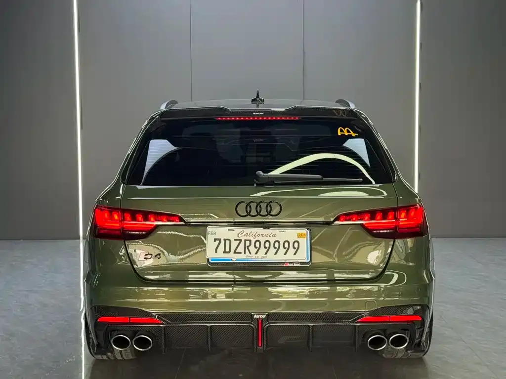 Audi S4 — фото 5