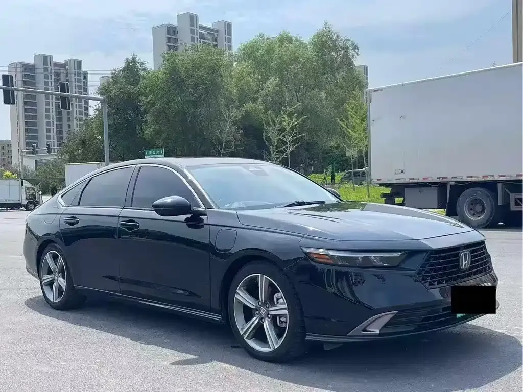 Honda Accord New Energy — фото 1