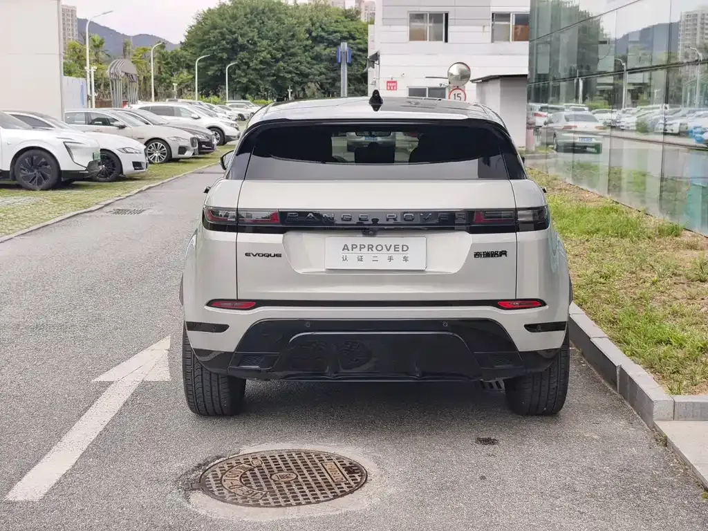Land Rover Evoque — фото 10