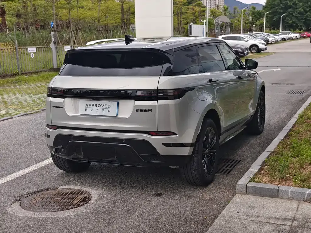Land Rover Evoque — фото 6
