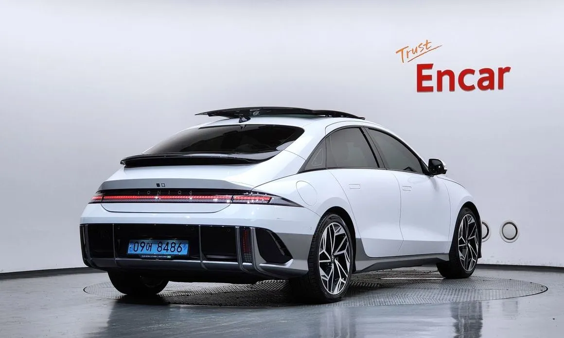 Hyundai Ioniq6 — фото 10