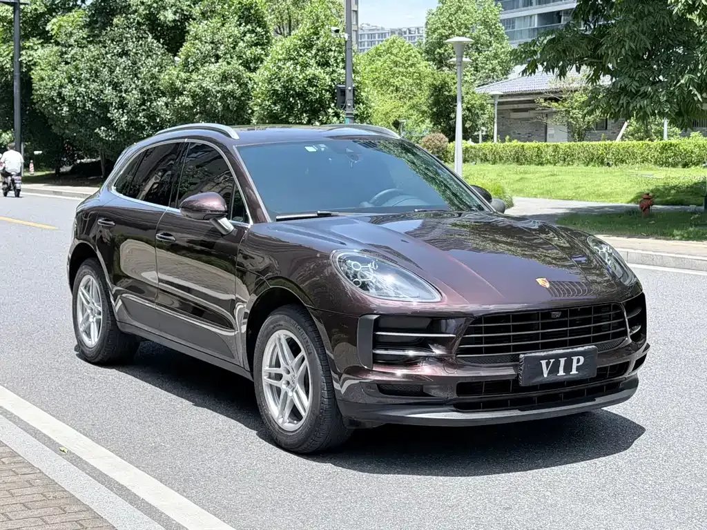 Porsche Macan — фото 7