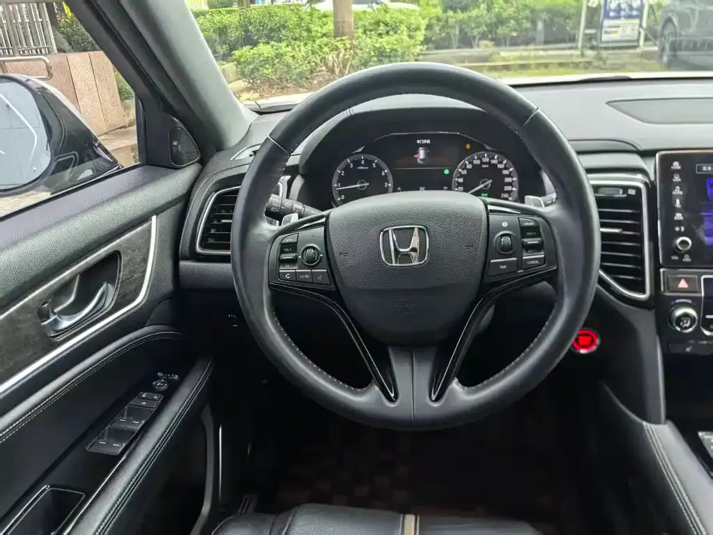 Honda UR-V — фото 7