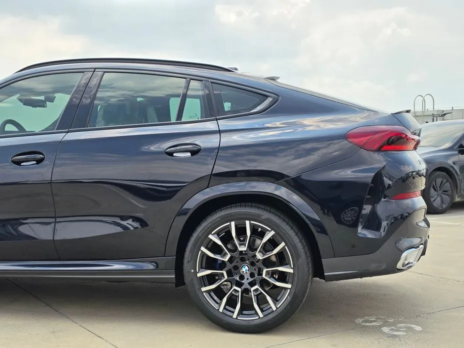 BMW X6 — фото 8