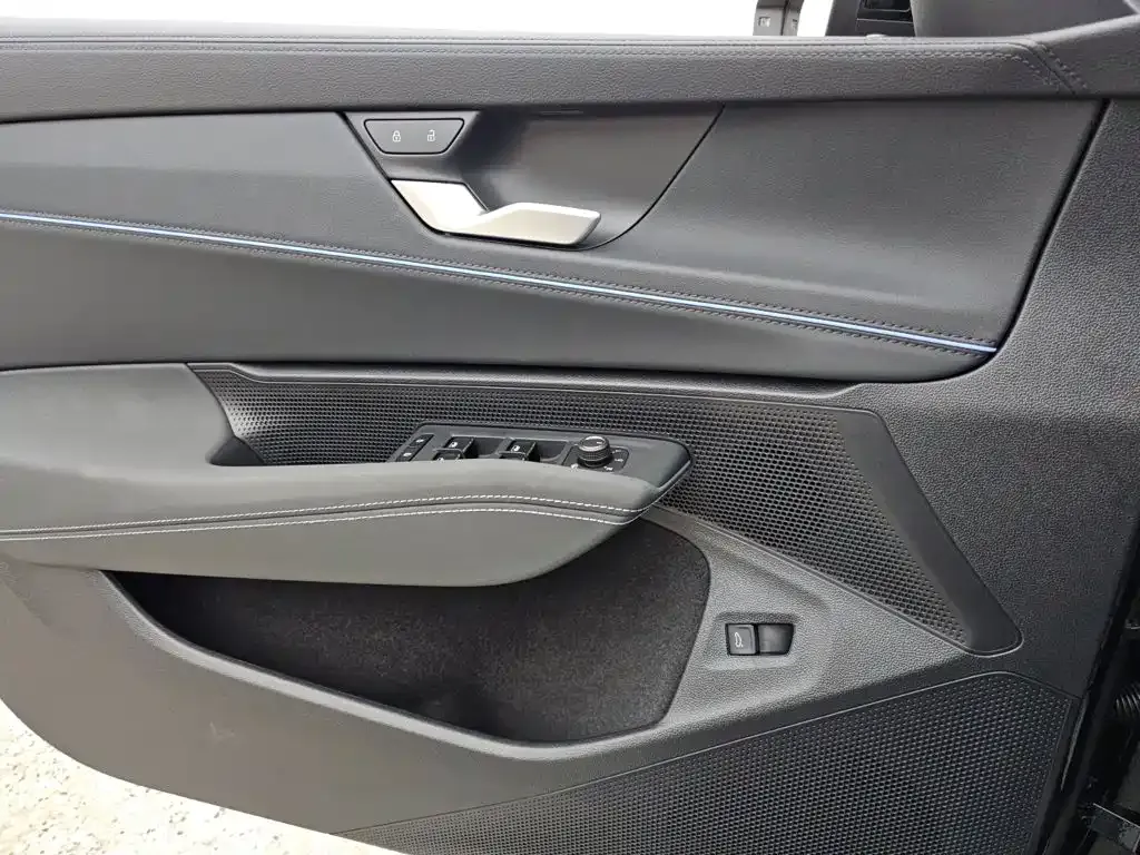 Volkswagen Passat — фото 2