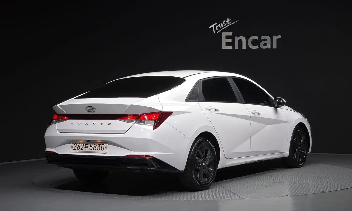 Hyundai AVANTE — фото 9