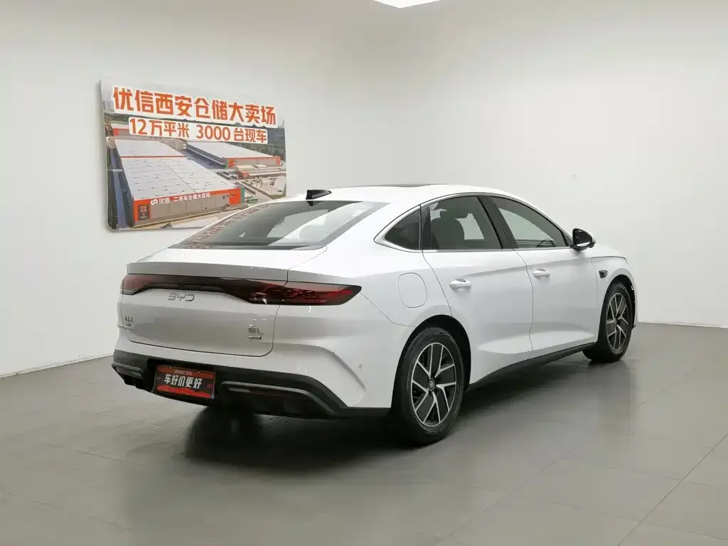 BYD Qin L — фото 2
