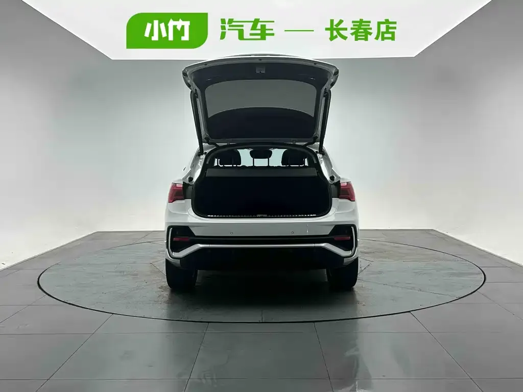 Audi Q3 Sportback 2022 из CN, фото 6