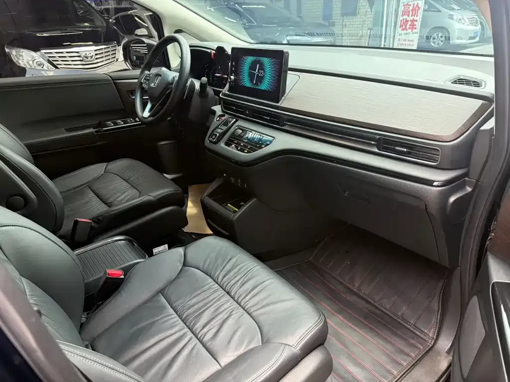 Honda Odyssey 2024 из CN, фото 4