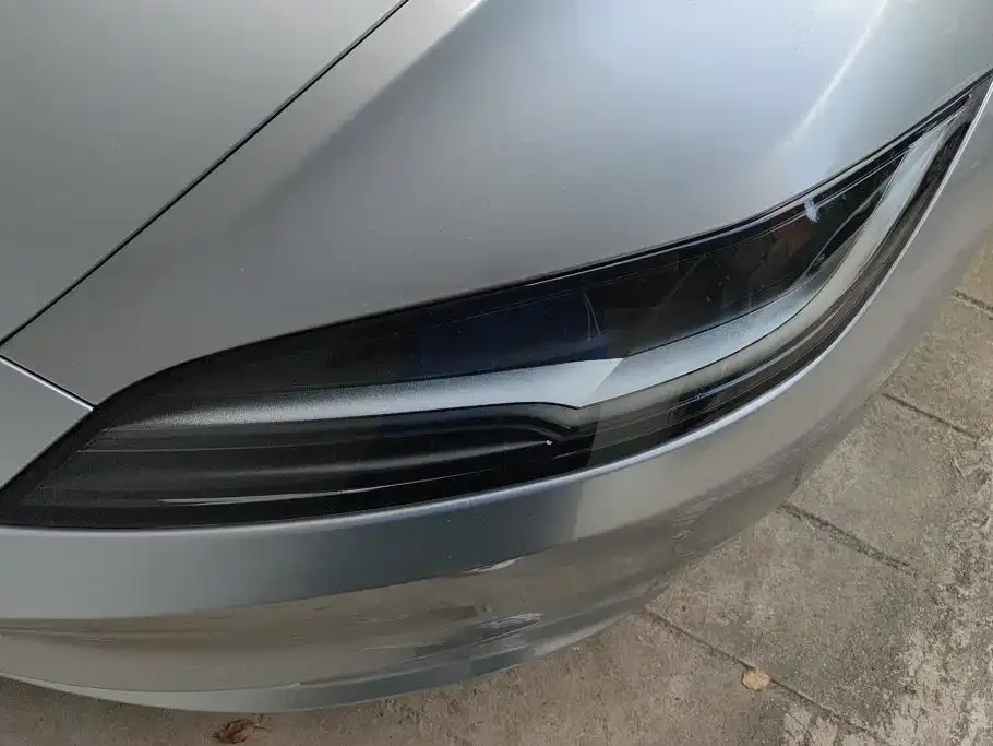Tesla Model 3 — фото 6