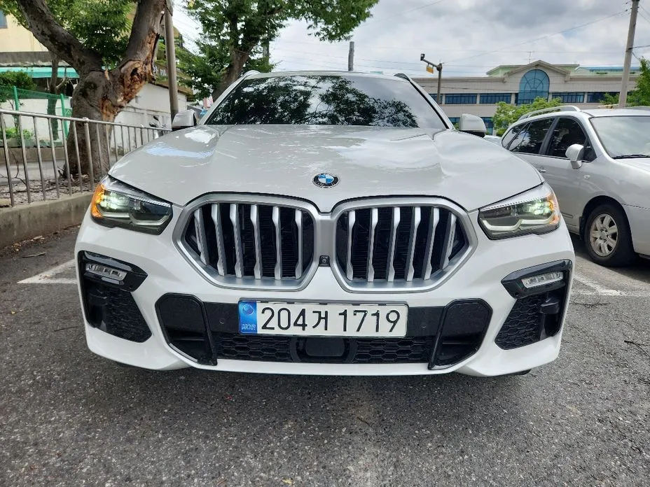 BMW X6 — фото 8