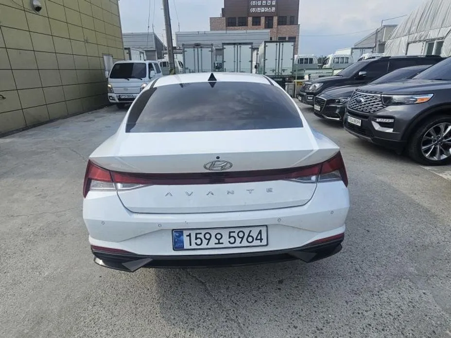 Hyundai AVANTE — фото 7