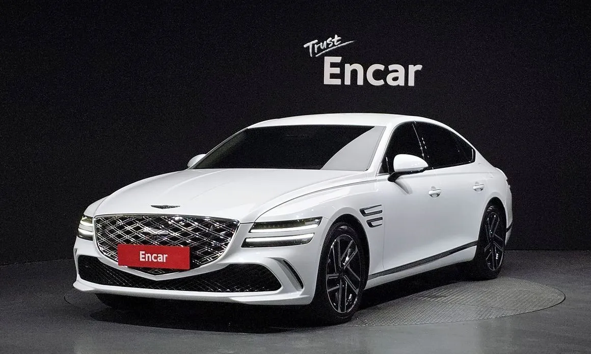 Genesis G80 — фото 1