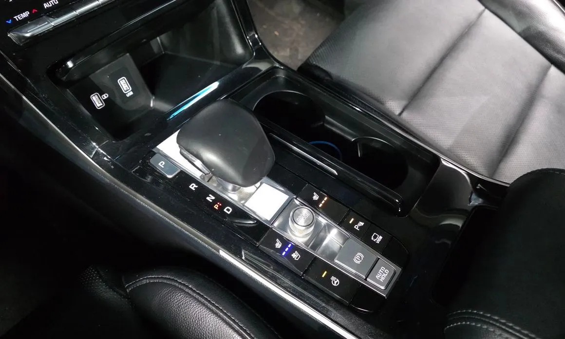 Kia K7 2021 из KR, фото 3