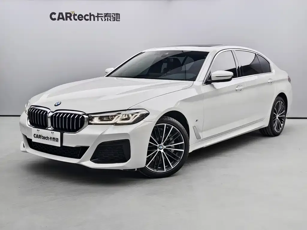 BMW 5 Series — фото 1