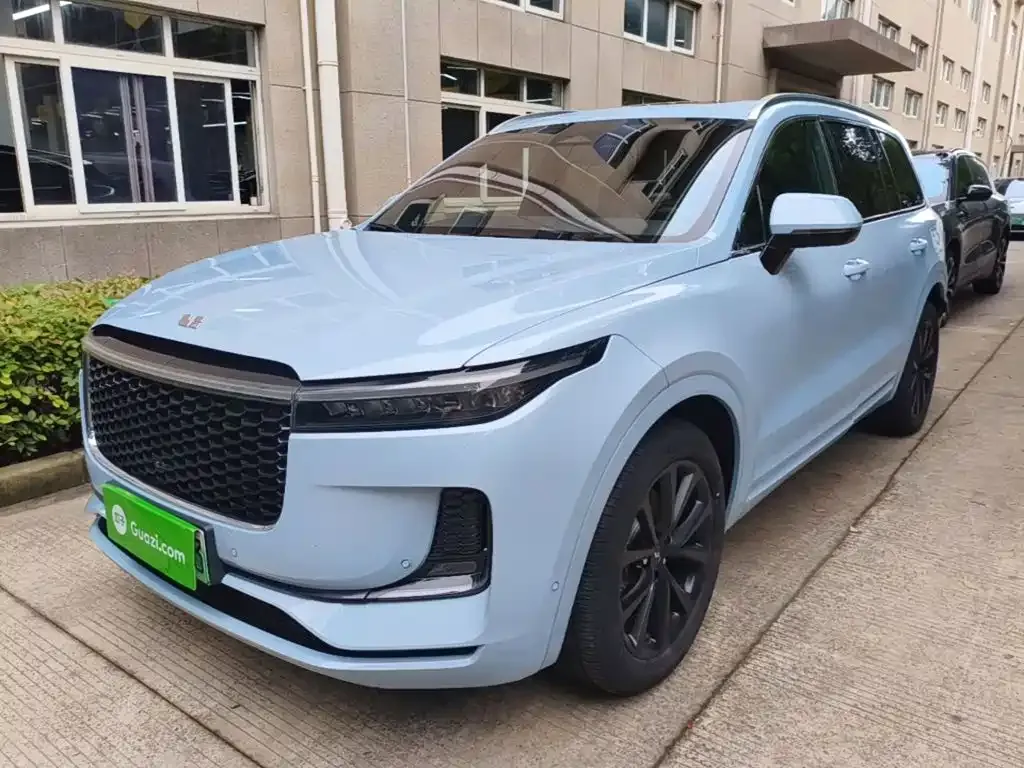 Li Auto ONE EREV 6-Seat 1