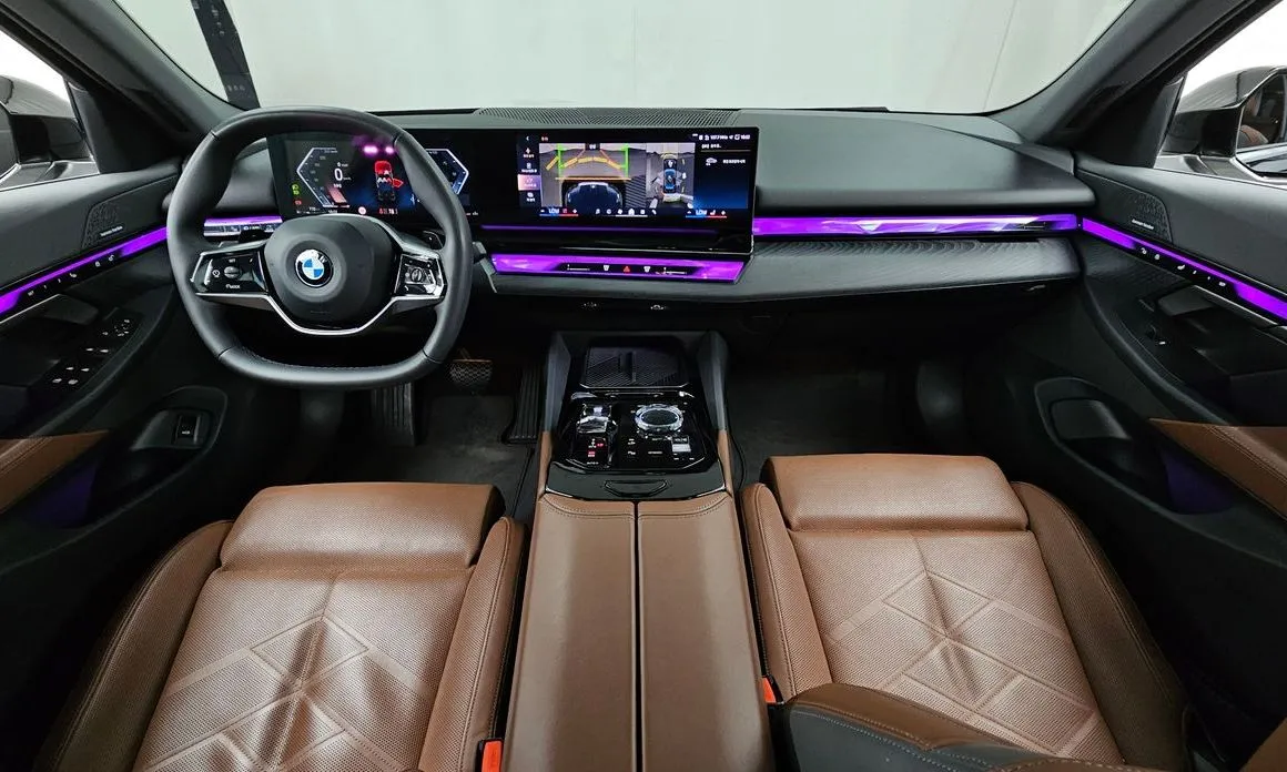 BMW 5-Series 2024 из KR, фото 8