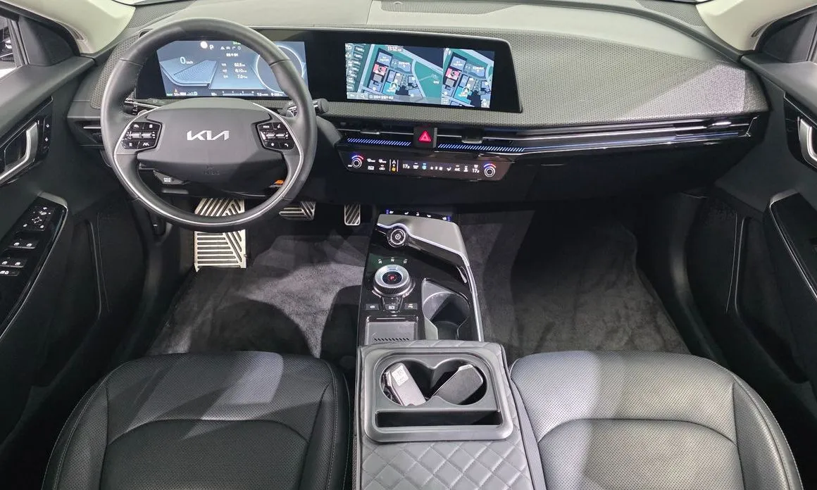 Kia EV6 — фото 8
