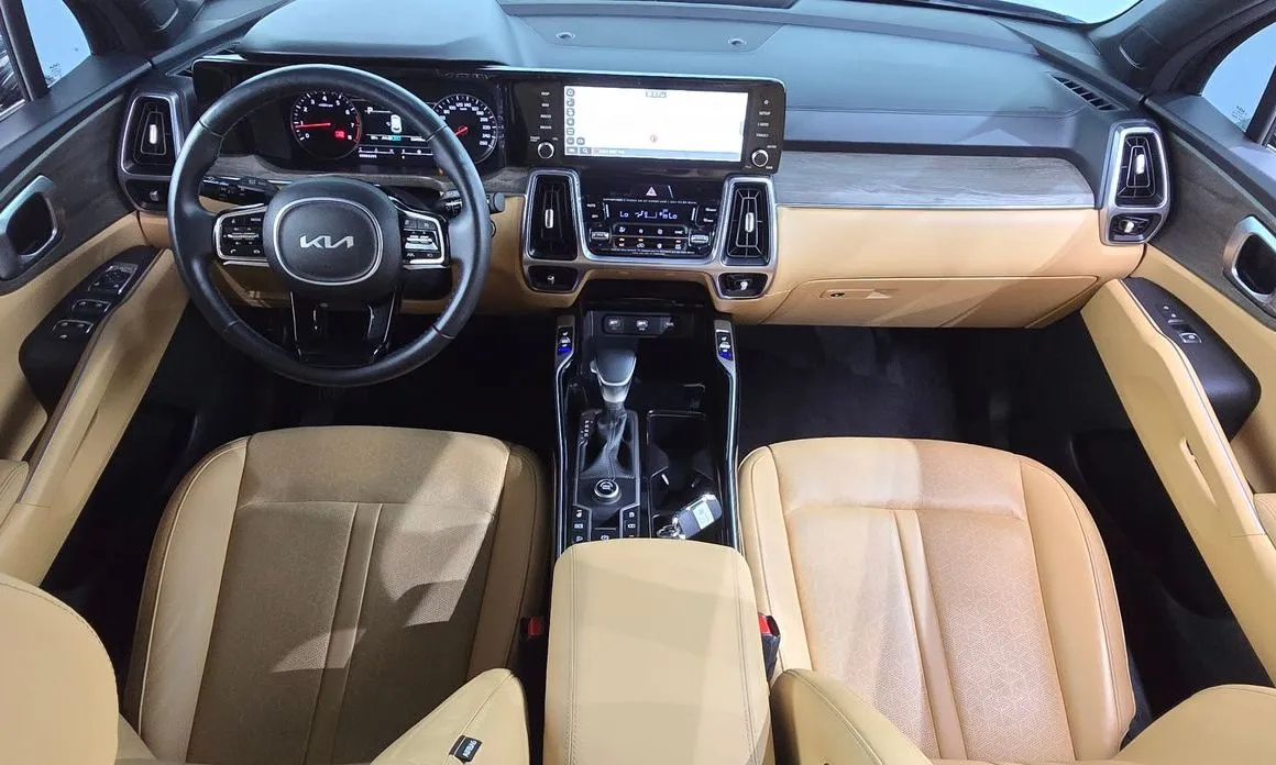 Kia Sorento — фото 6
