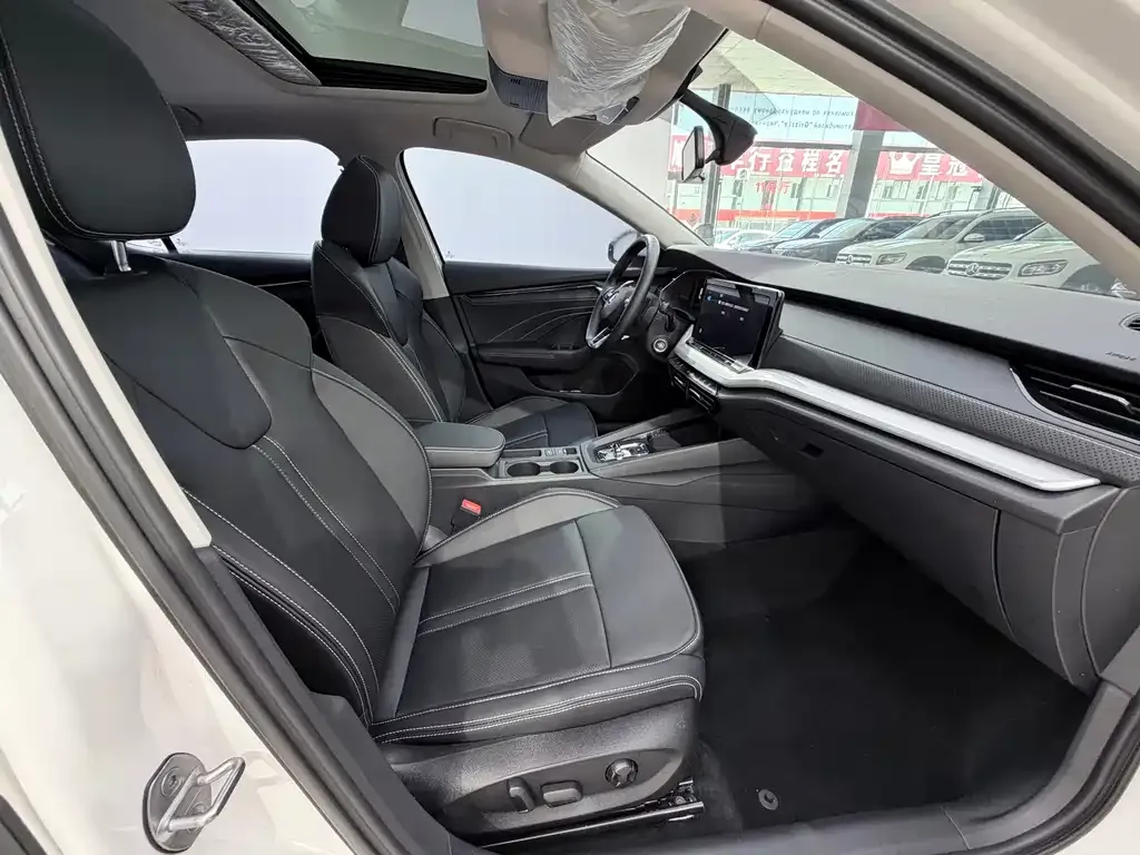 Skoda Octavia — фото 5