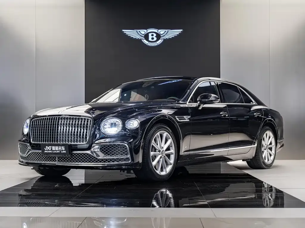 Bentley Flying Spur — фото 1