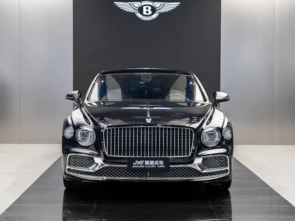 Bentley Flying Spur — фото 5