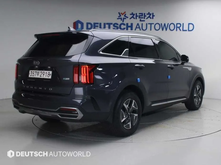 Kia Sorento — фото 10